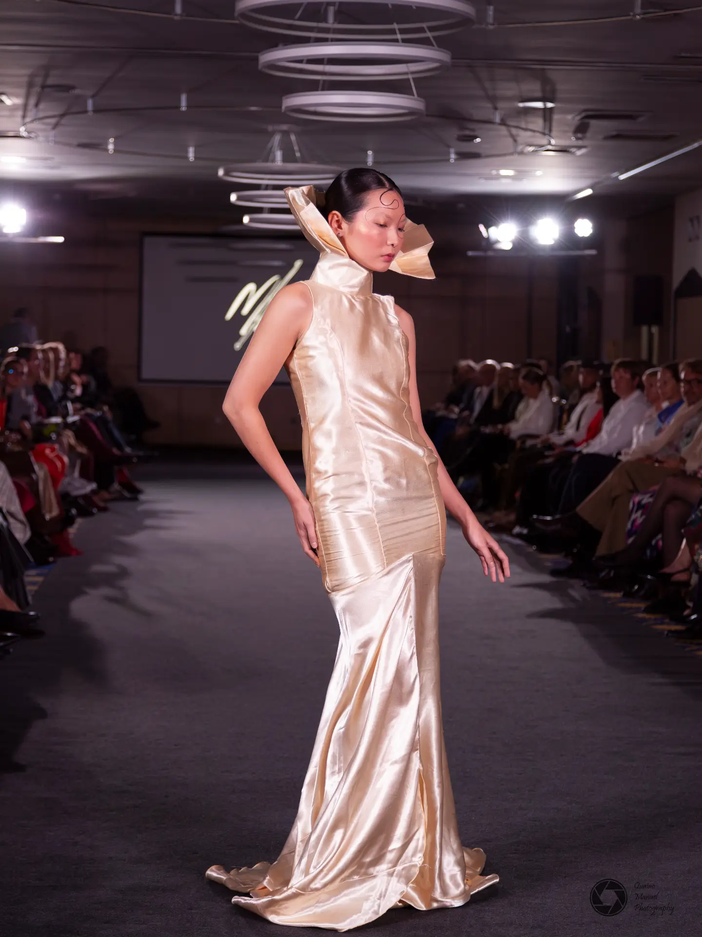 Défilé couture de la Luxembourg Fashion Week